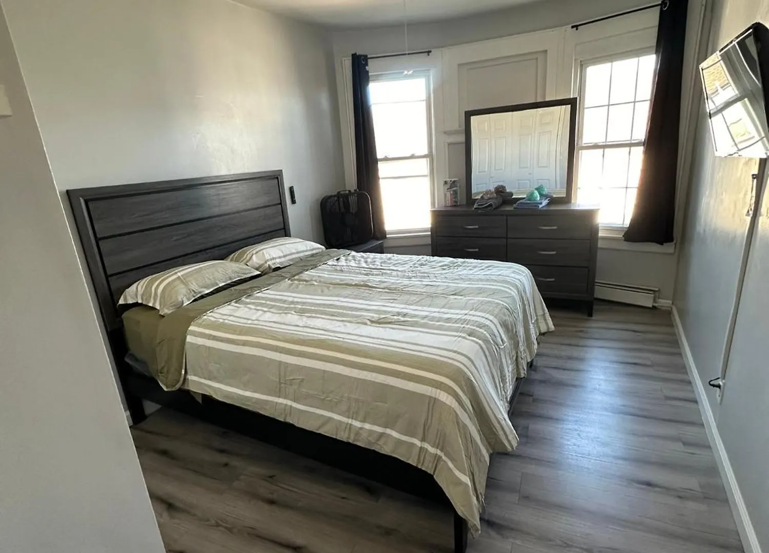 Ewr Private Bedroom In Shared Elegant Condo - Room 4B Elizabeth